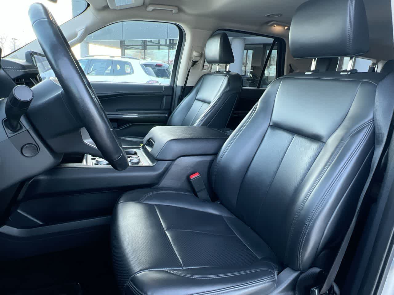 Thumbnail: 2023 Ford Expedition MAX - 11