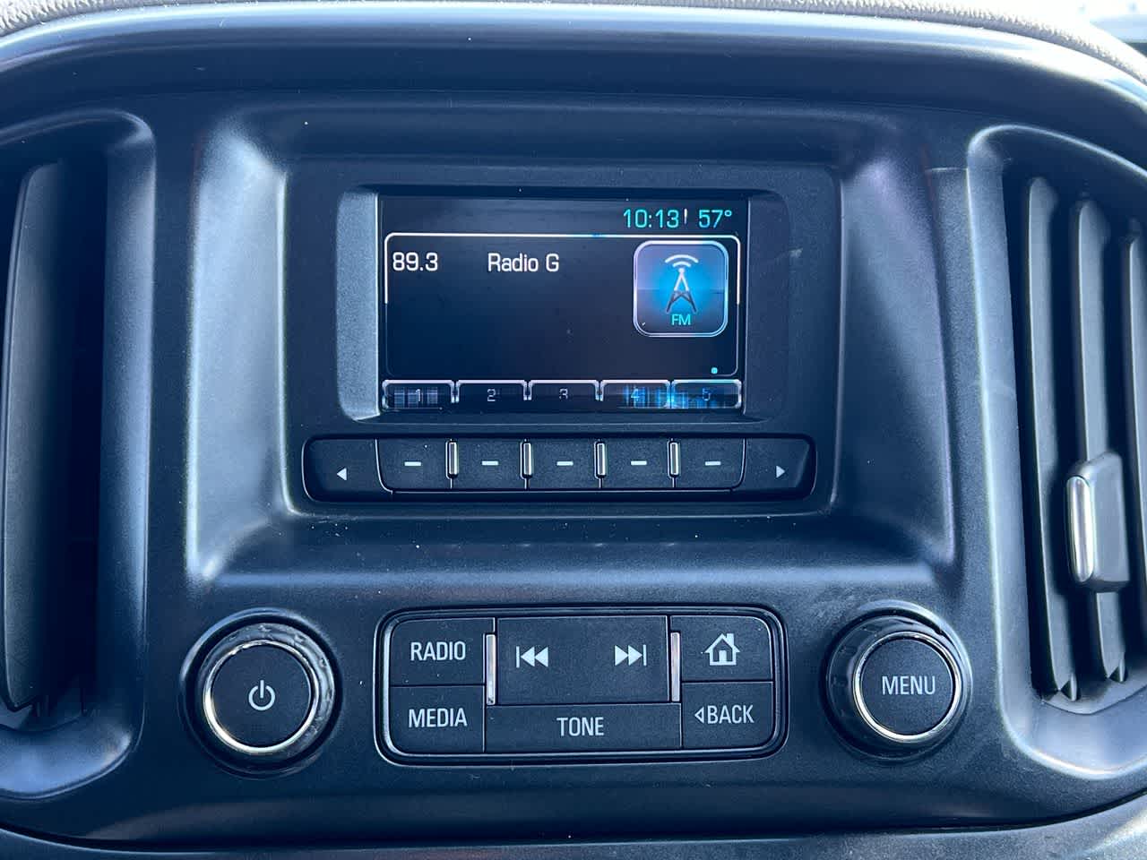 Thumbnail: 2016 Chevrolet Colorado - 16