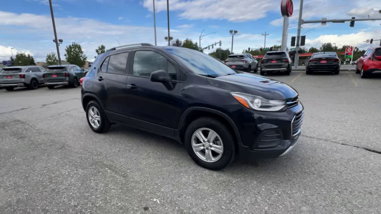 Used 2021 Chevrolet Trax LT with VIN KL7CJPSM0MB364882 for sale in Anchorage, AK