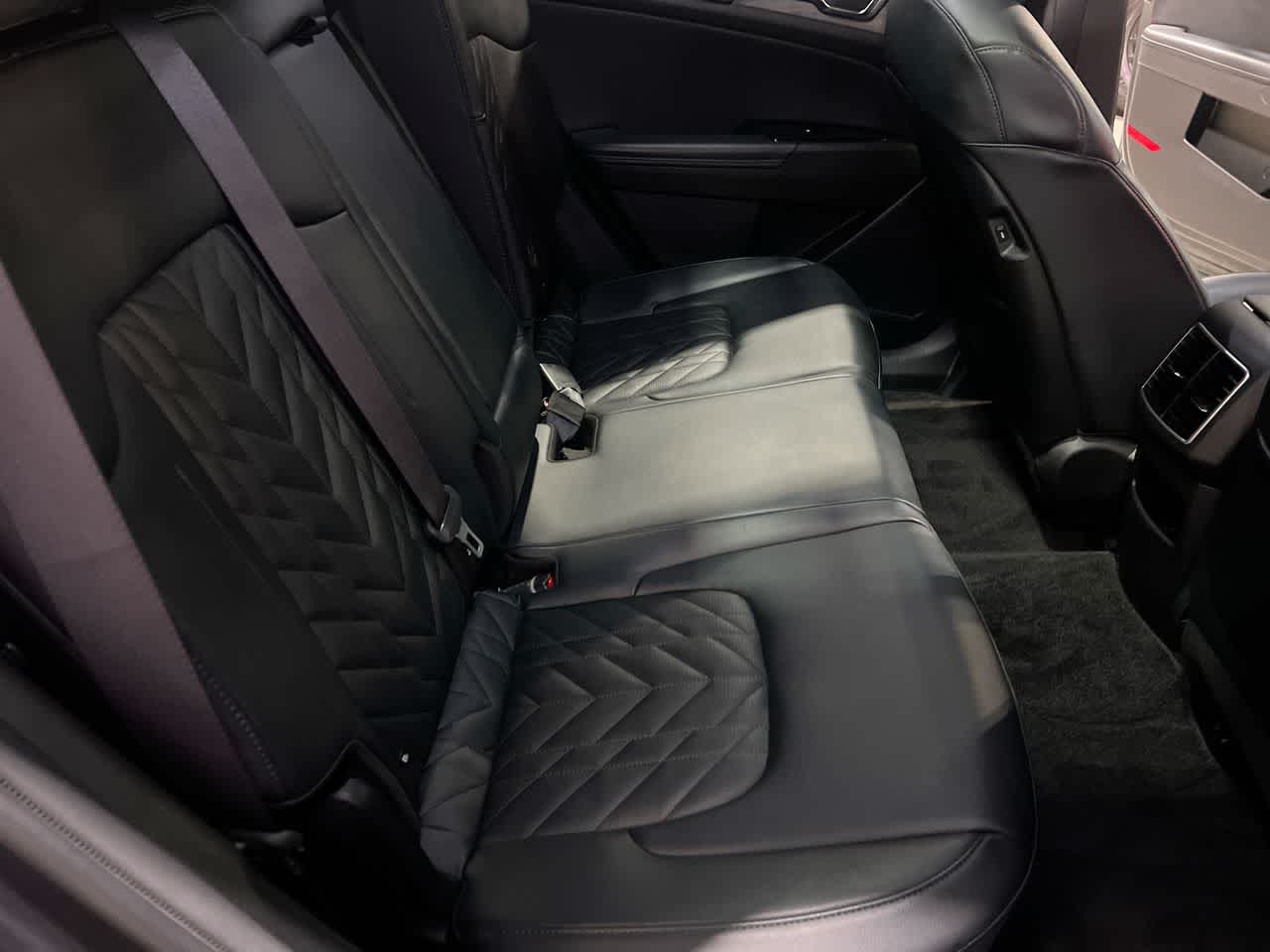 Thumbnail: 2023 Kia Sportage - 24