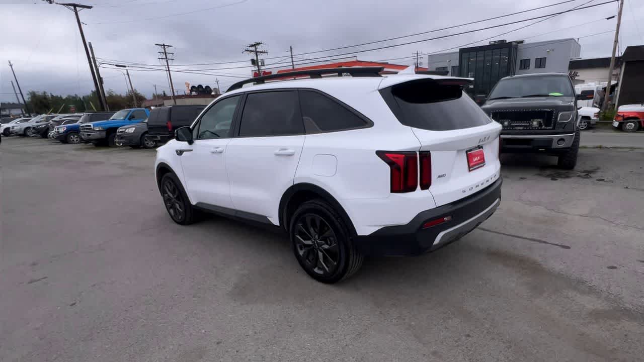 Thumbnail: 2022 Kia Sorento - 6