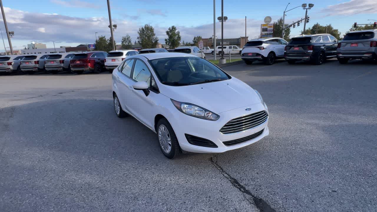 2019 Ford Fiesta S photo 2