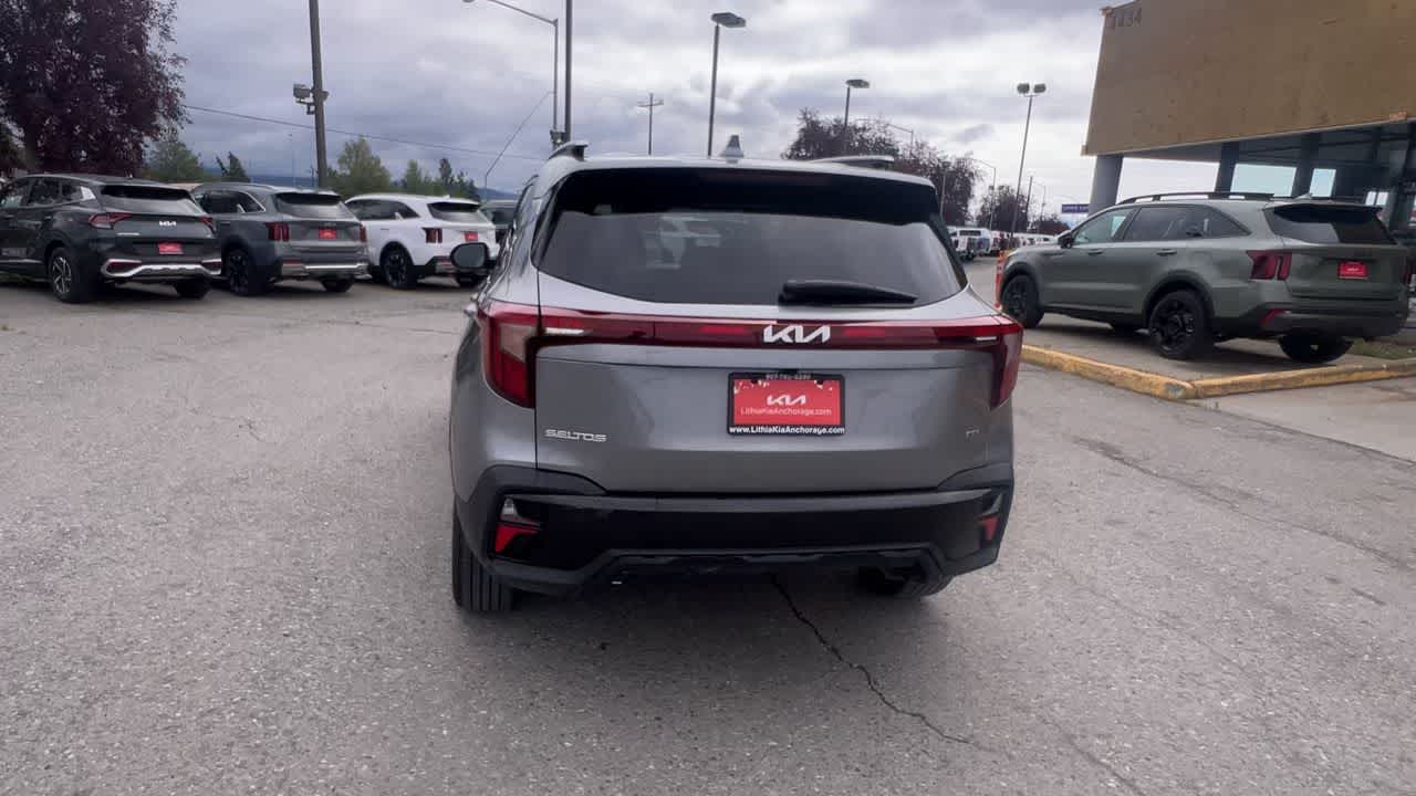 Thumbnail: 2024 Kia Seltos - 7
