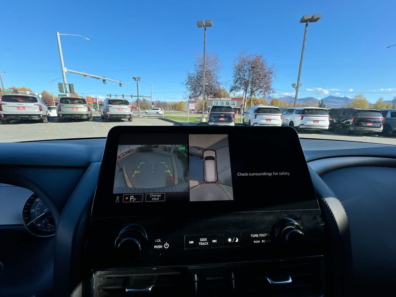 Thumbnail: 2023 Nissan Armada - 17