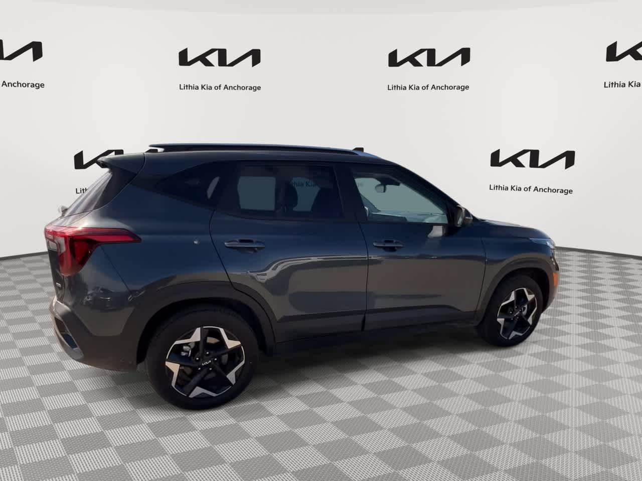 Thumbnail: 2025 Kia Seltos - 9