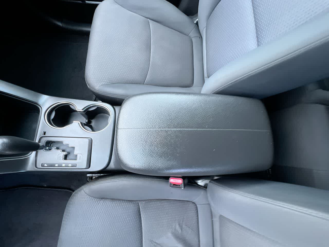 Thumbnail: 2013 Kia Sorento - 21