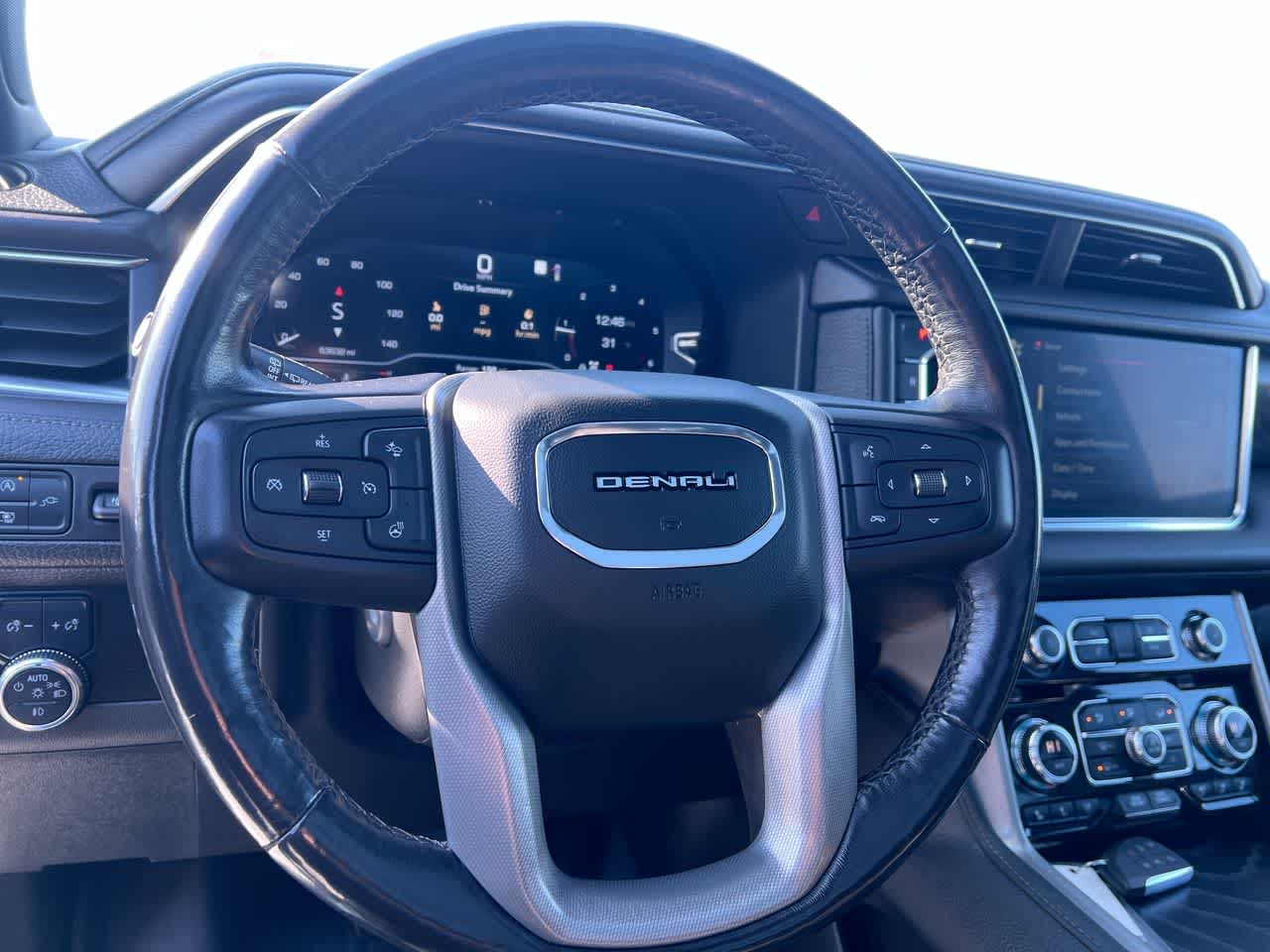 Thumbnail: 2022 GMC Yukon XL - 14