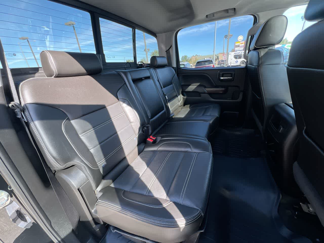 Thumbnail: 2018 GMC Sierra 2500 - 24