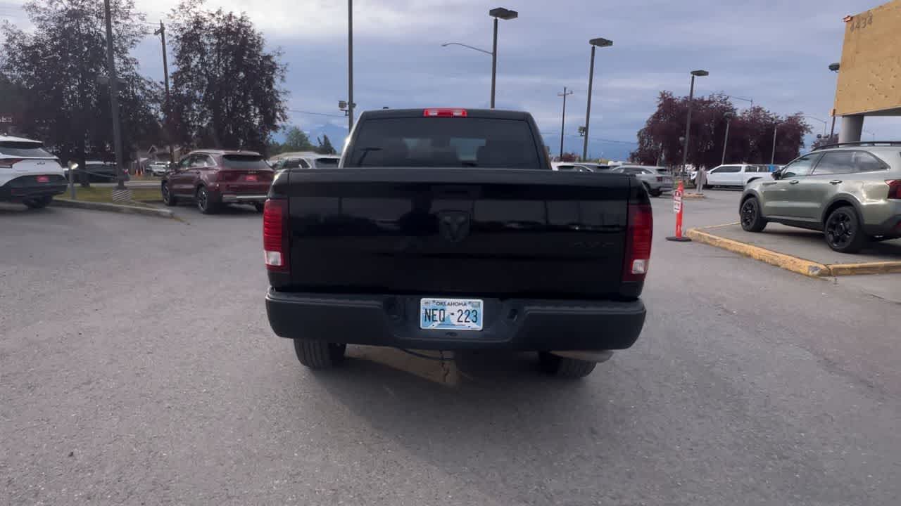 Thumbnail: 2022 RAM 1500 Classic - 7