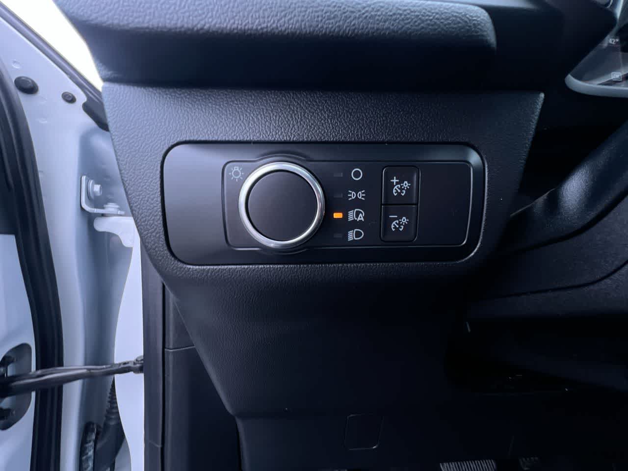 Thumbnail: 2021 Ford Escape - 18