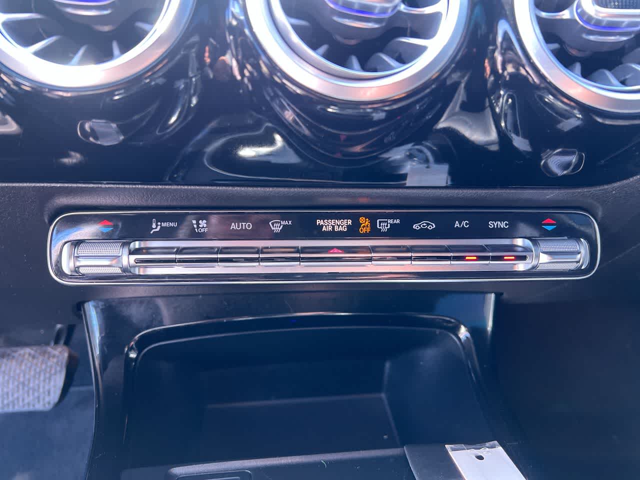 Thumbnail: 2019 Mercedes-Benz A-Class - 19