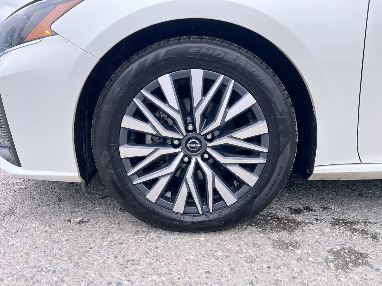 2023 Nissan Altima 2.5 SV photo 2