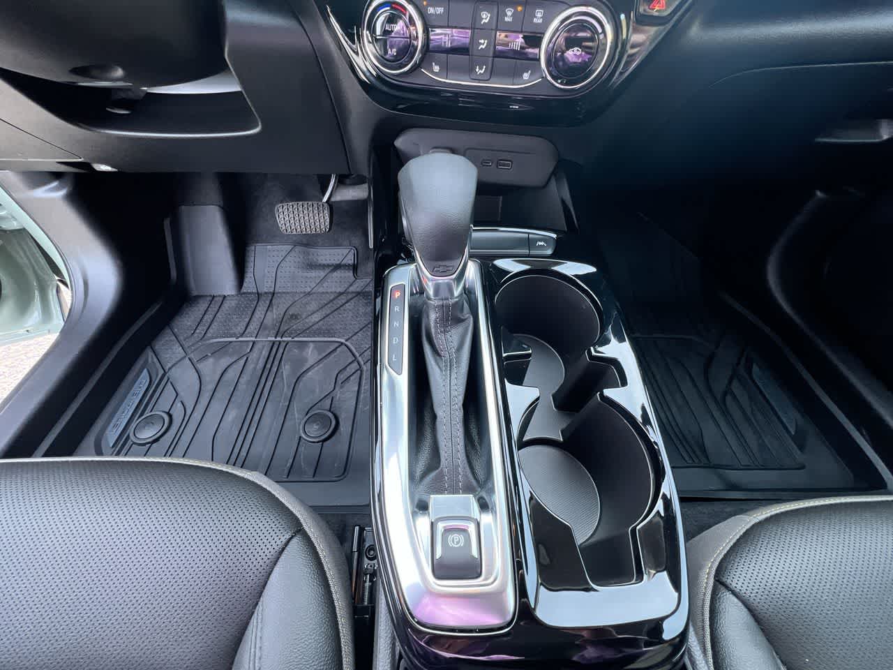 Thumbnail: 2025 Chevrolet Trax - 20