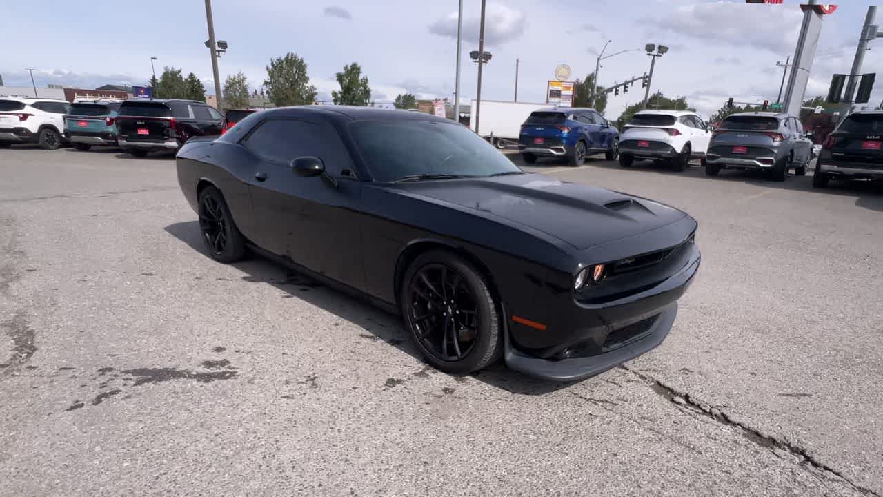Thumbnail: 2018 Dodge Challenger - 2