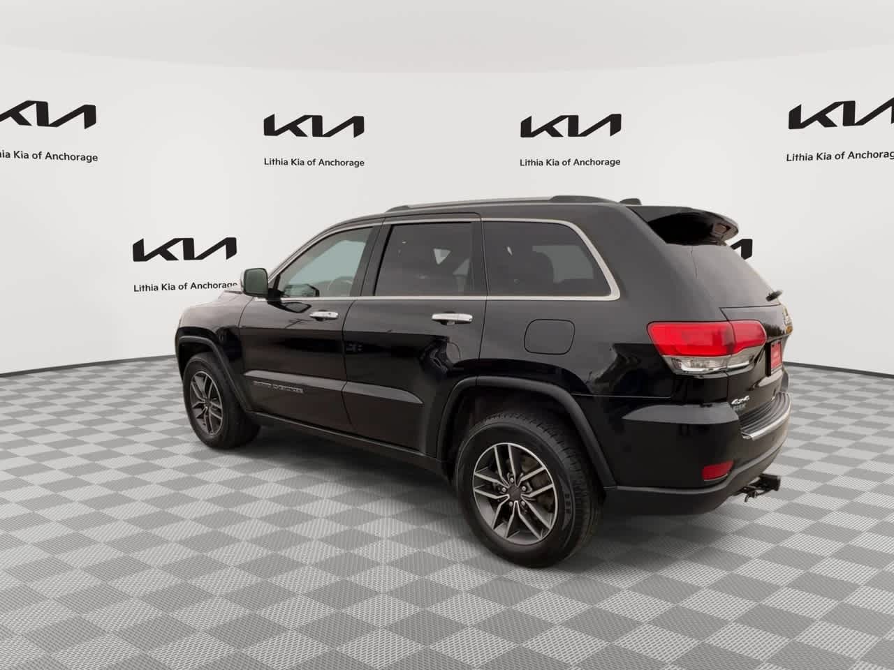 Thumbnail: 2019 Jeep Grand Cherokee - 7