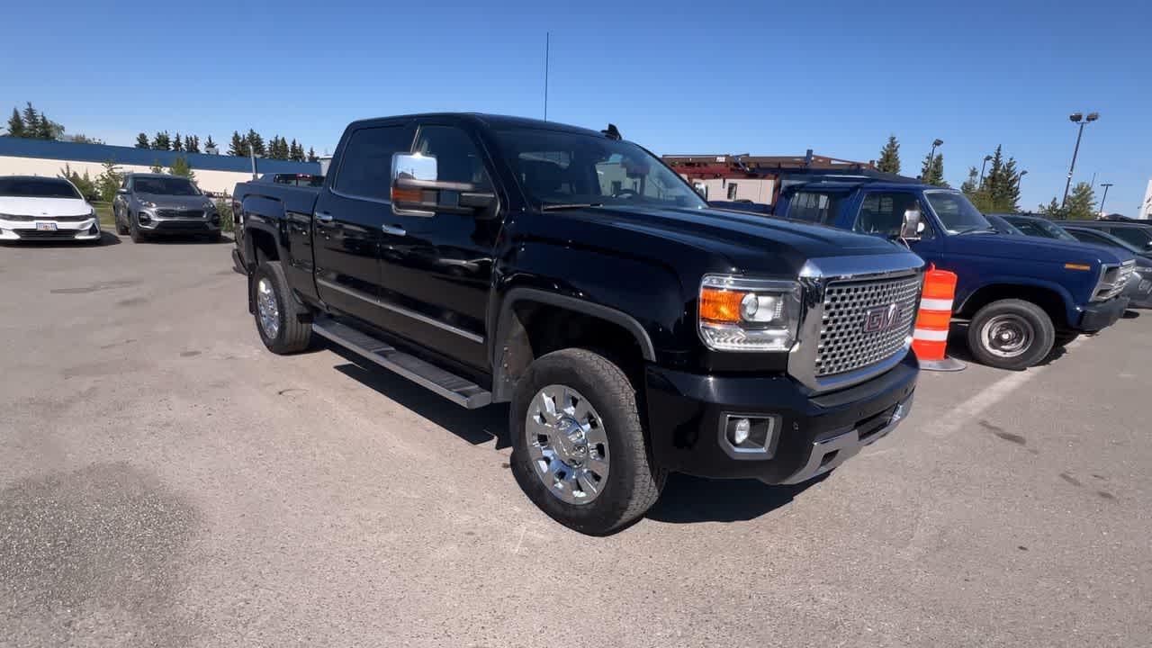 2017 GMC Sierra 2500 Denali 2