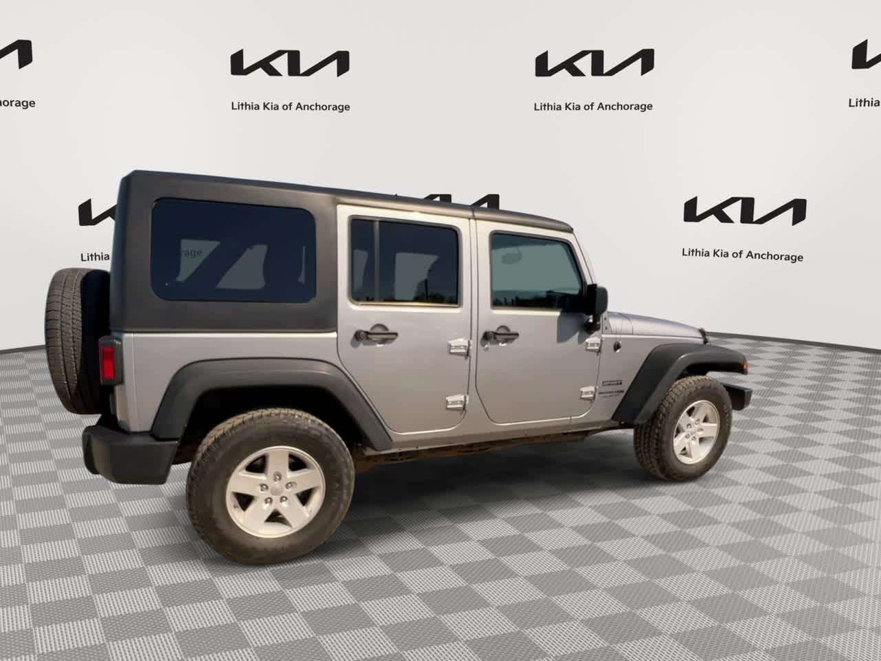 Thumbnail: 2018 Jeep Wrangler - 9