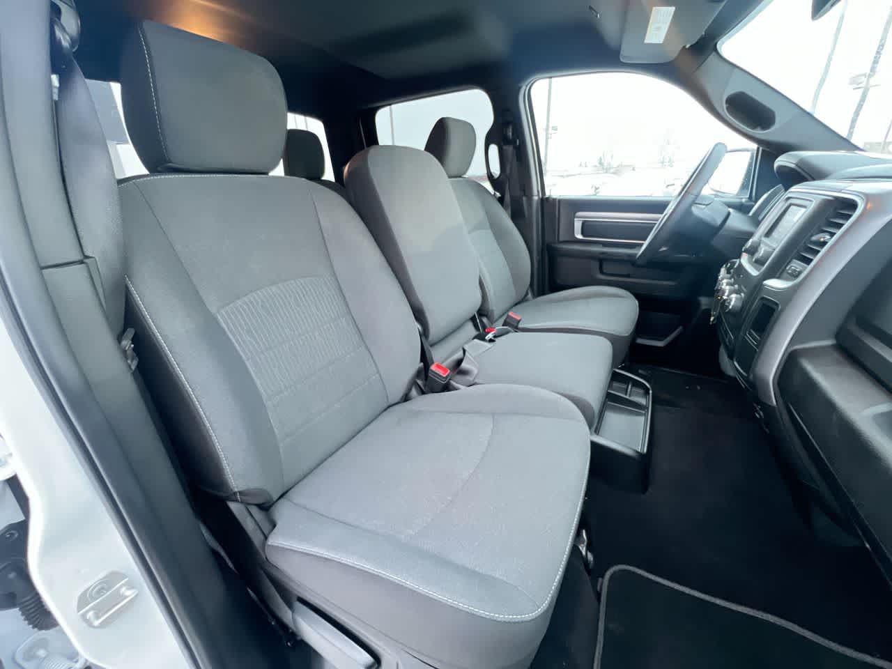 Thumbnail: 2024 RAM 1500 Classic - 28