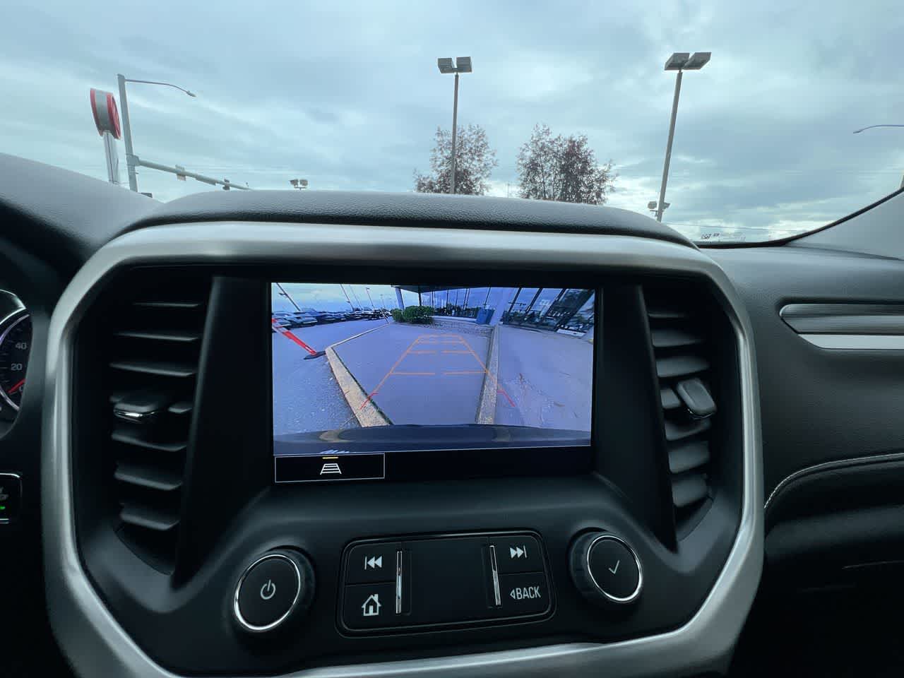 Thumbnail: 2023 GMC Acadia - 17