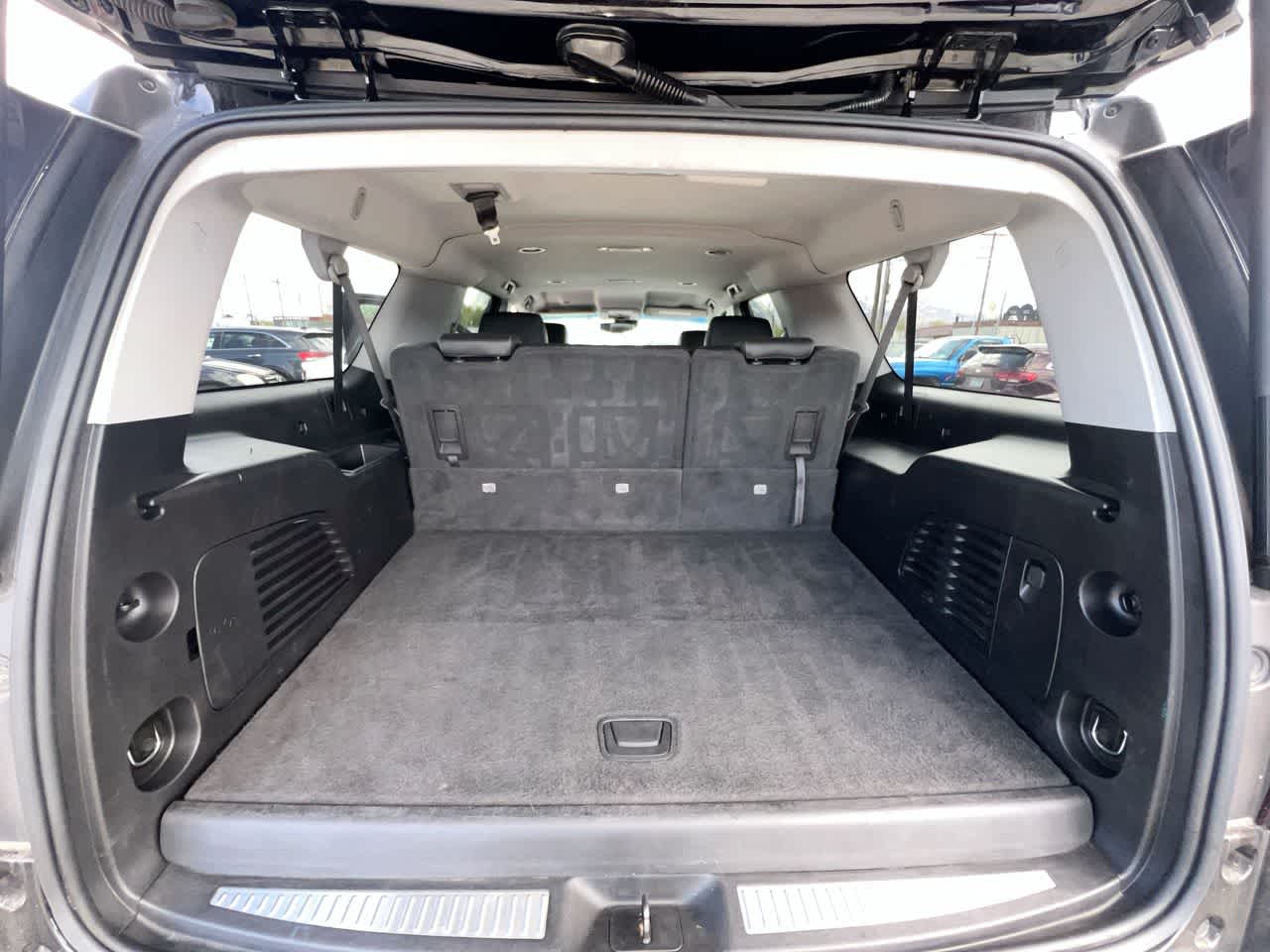 Thumbnail: 2019 Chevrolet Suburban - 26