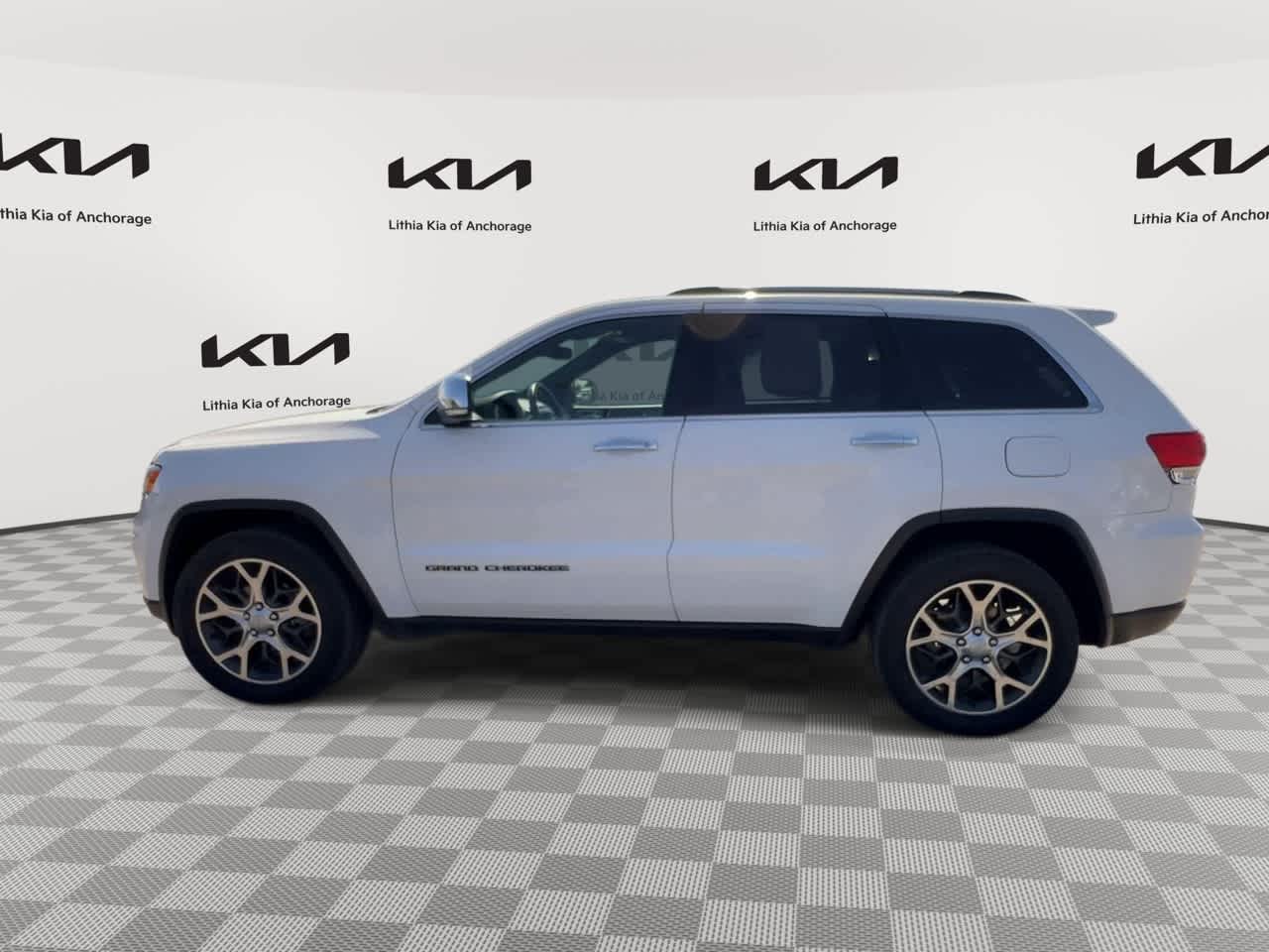 Thumbnail: 2019 Jeep Grand Cherokee - 5