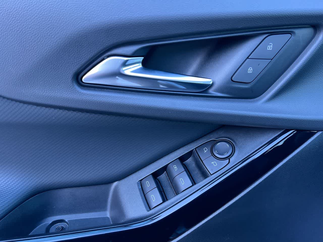 Thumbnail: 2025 Chevrolet Equinox - 13