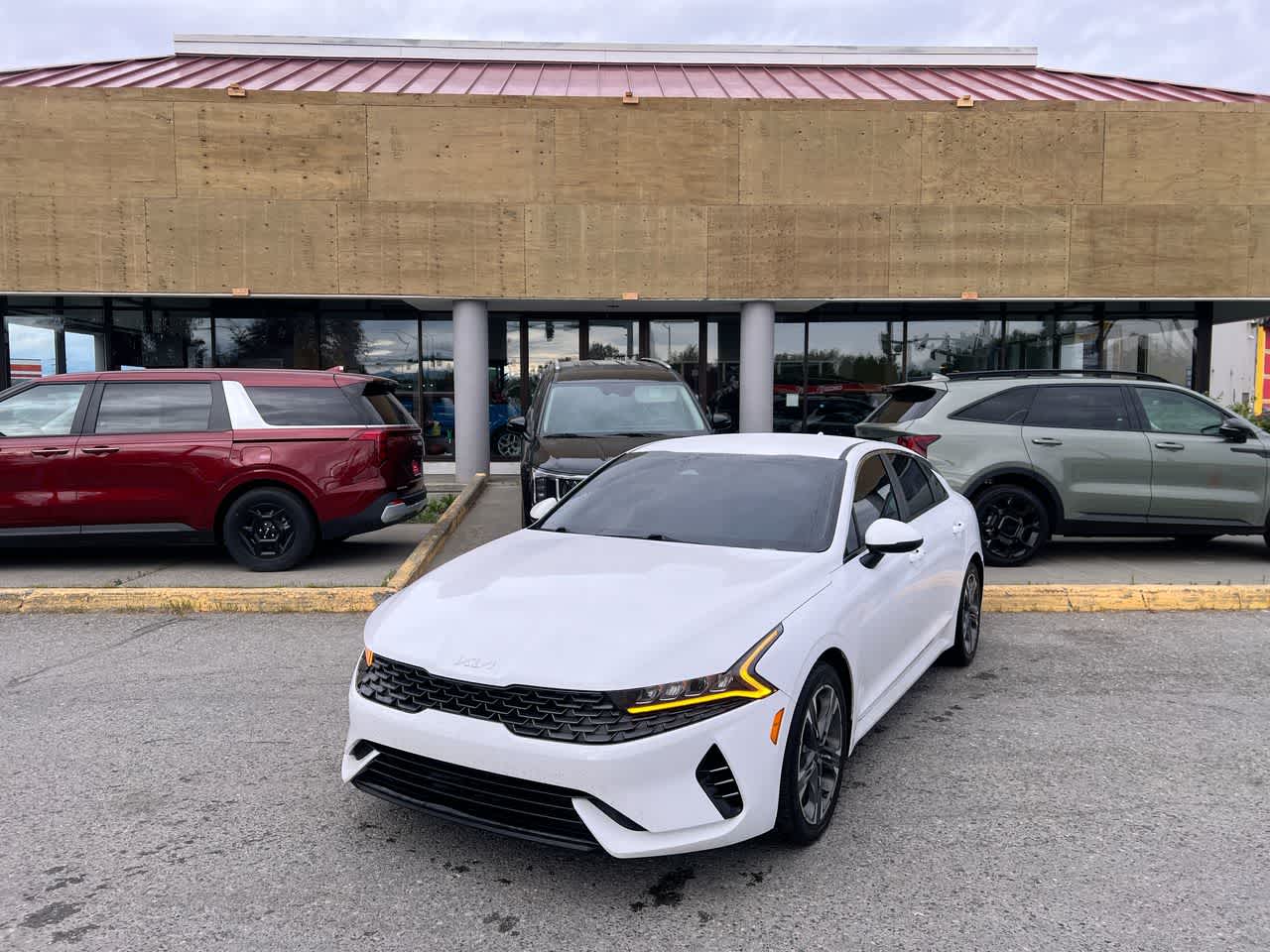 Thumbnail: 2022 Kia K5 - 1