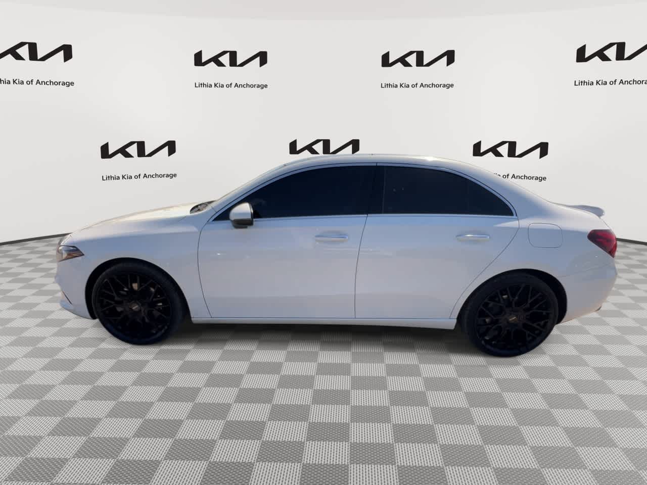 Thumbnail: 2019 Mercedes-Benz A-Class - 6
