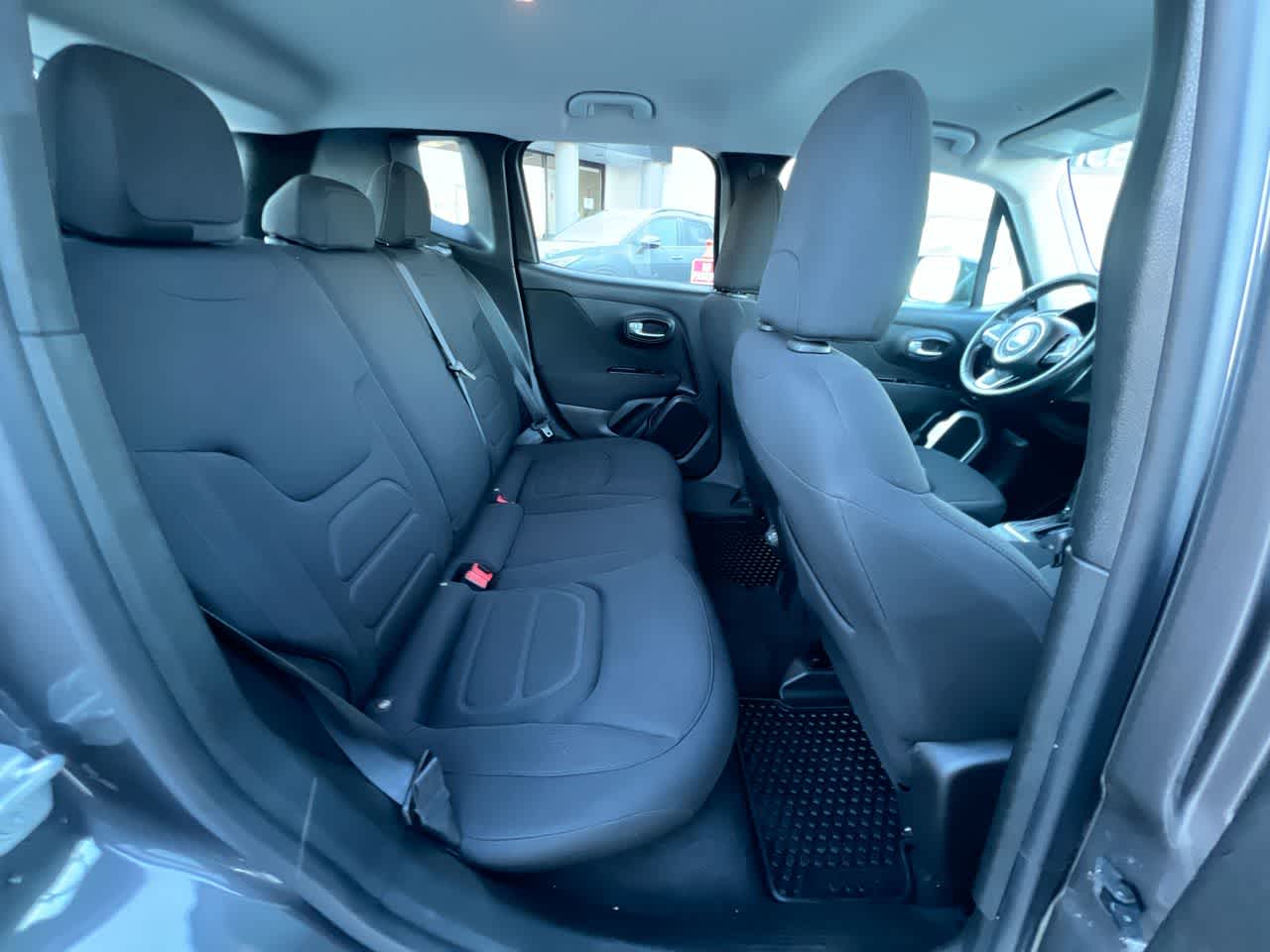 Thumbnail: 2019 Jeep Renegade - 24