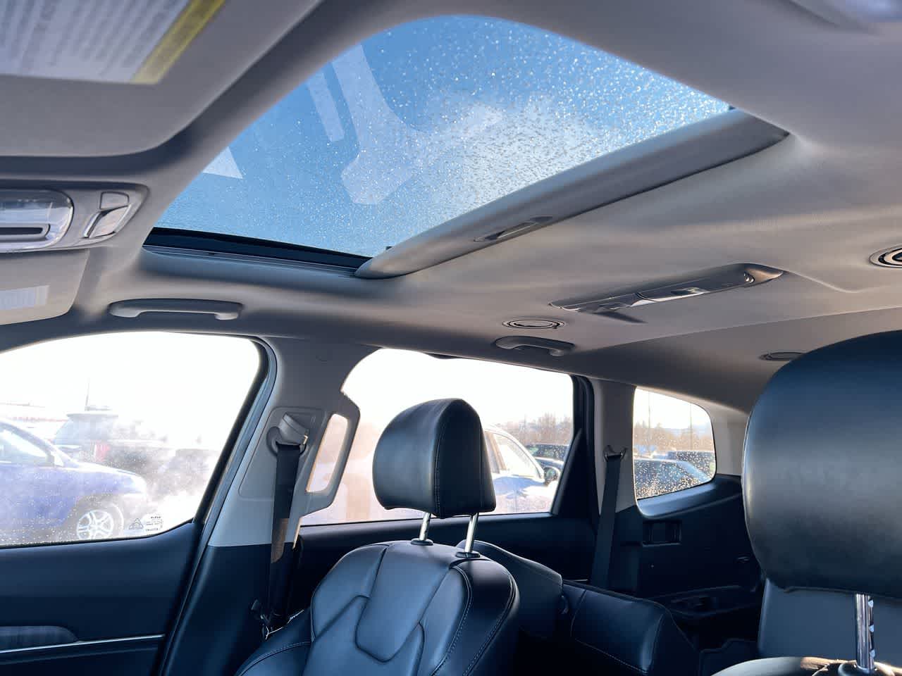 Thumbnail: 2023 Kia Telluride - 22