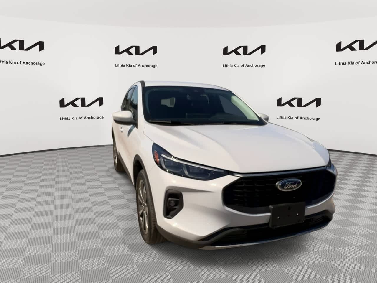Thumbnail: 2025 Ford Escape - 3