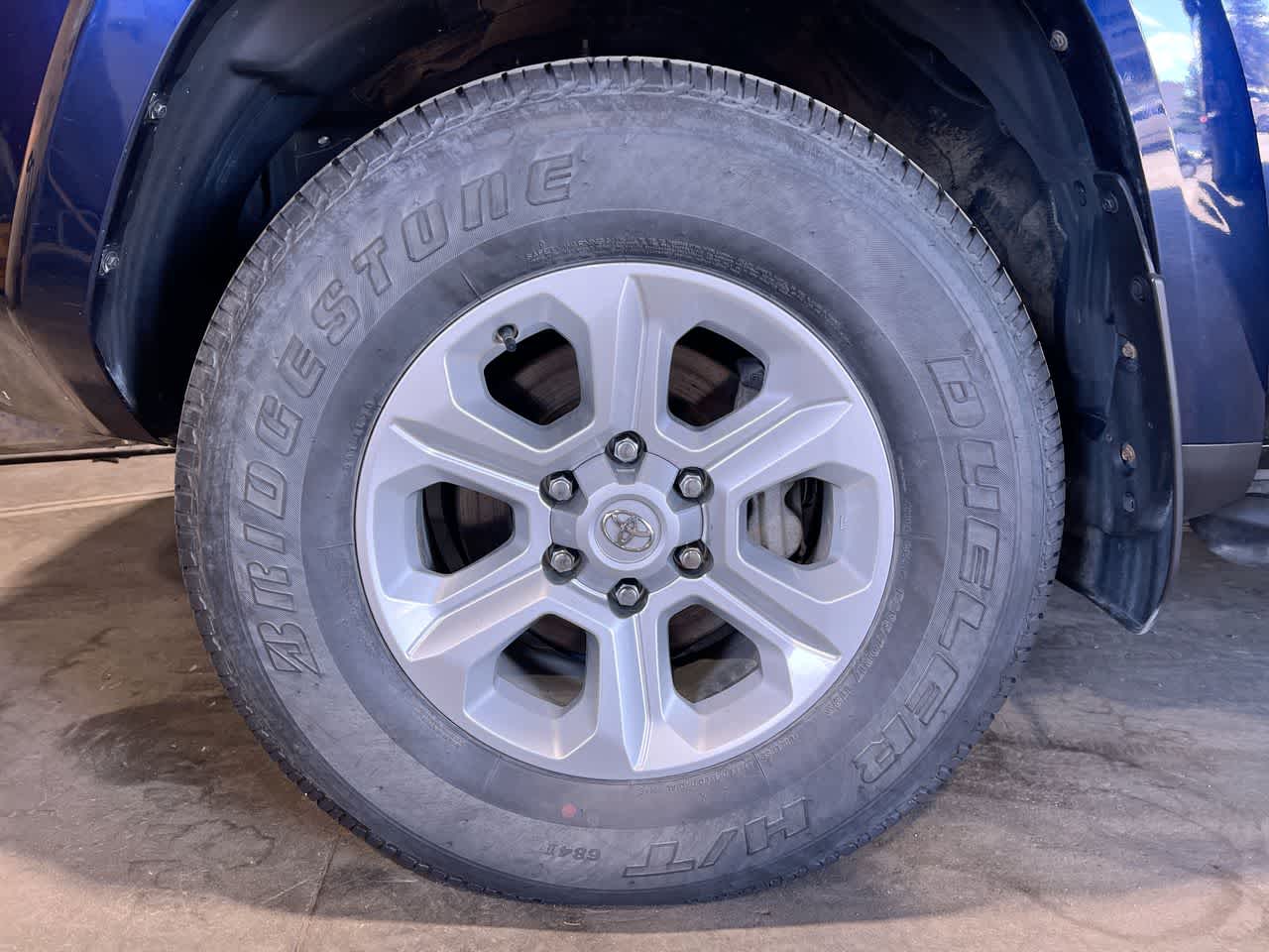 Thumbnail: 2022 Toyota 4Runner - 10