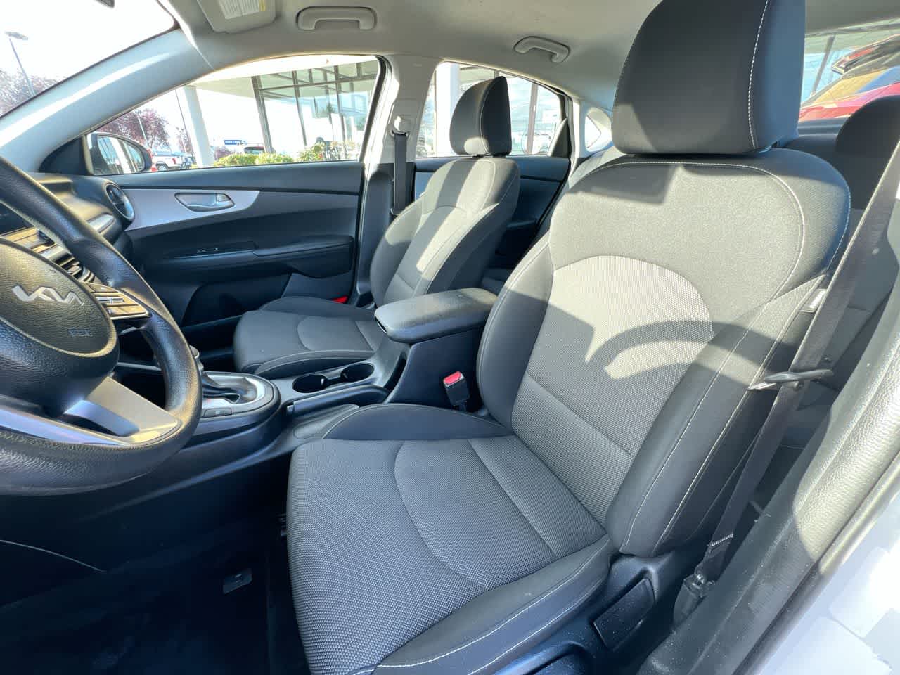 Thumbnail: 2024 Kia Forte - 11