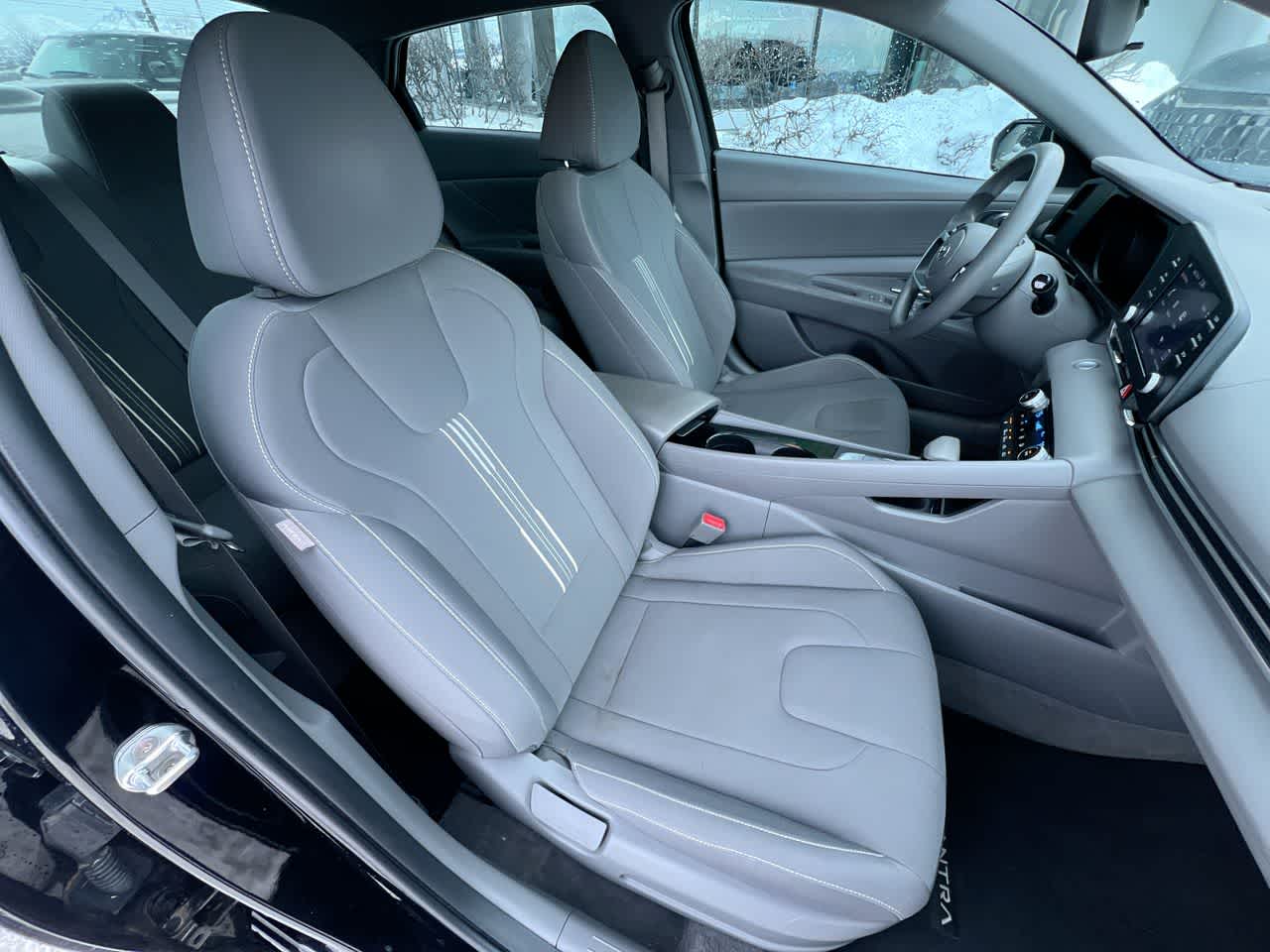 Thumbnail: 2023 Hyundai Elantra - 28