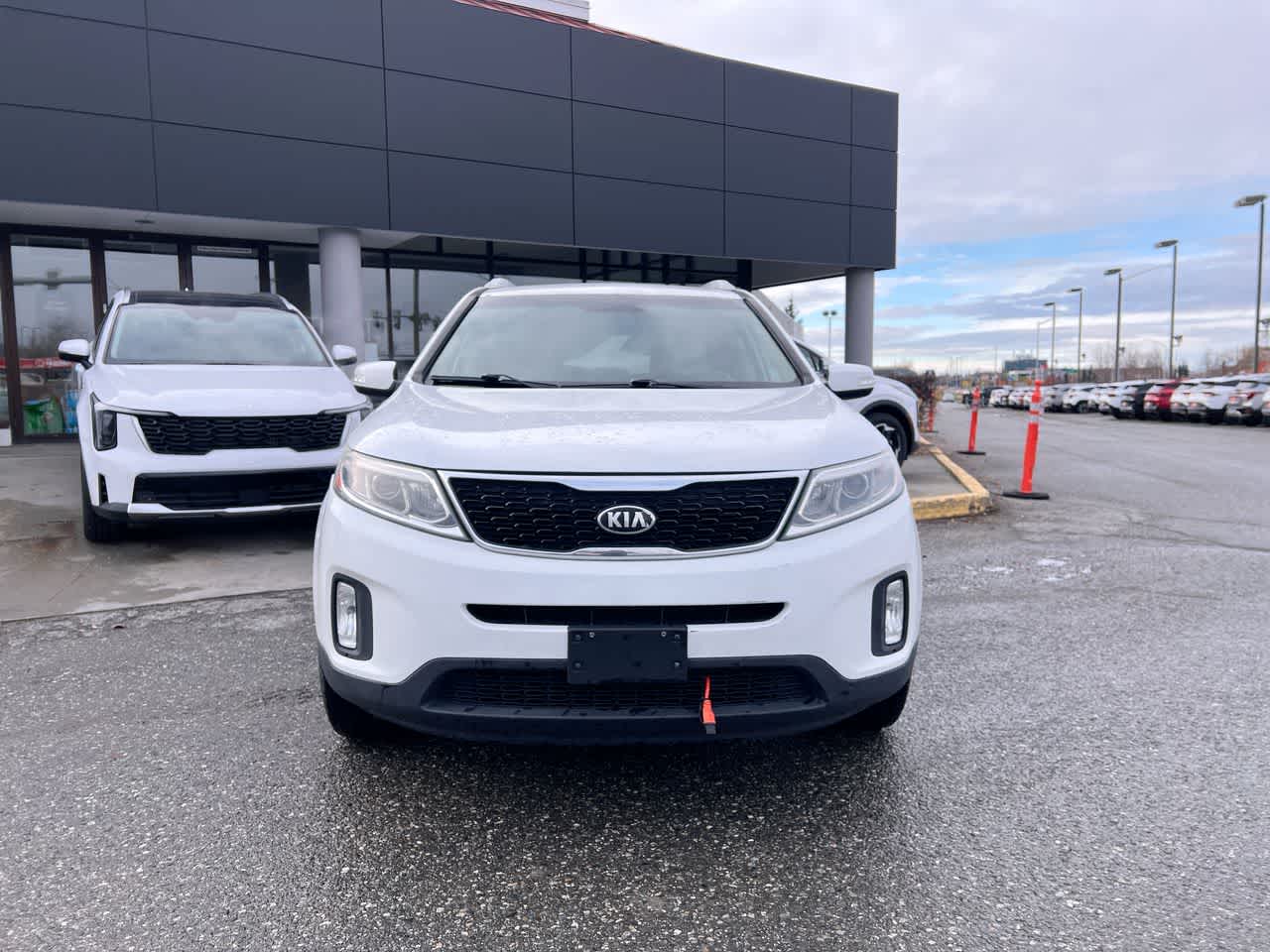 Thumbnail: 2015 Kia Sorento - 29