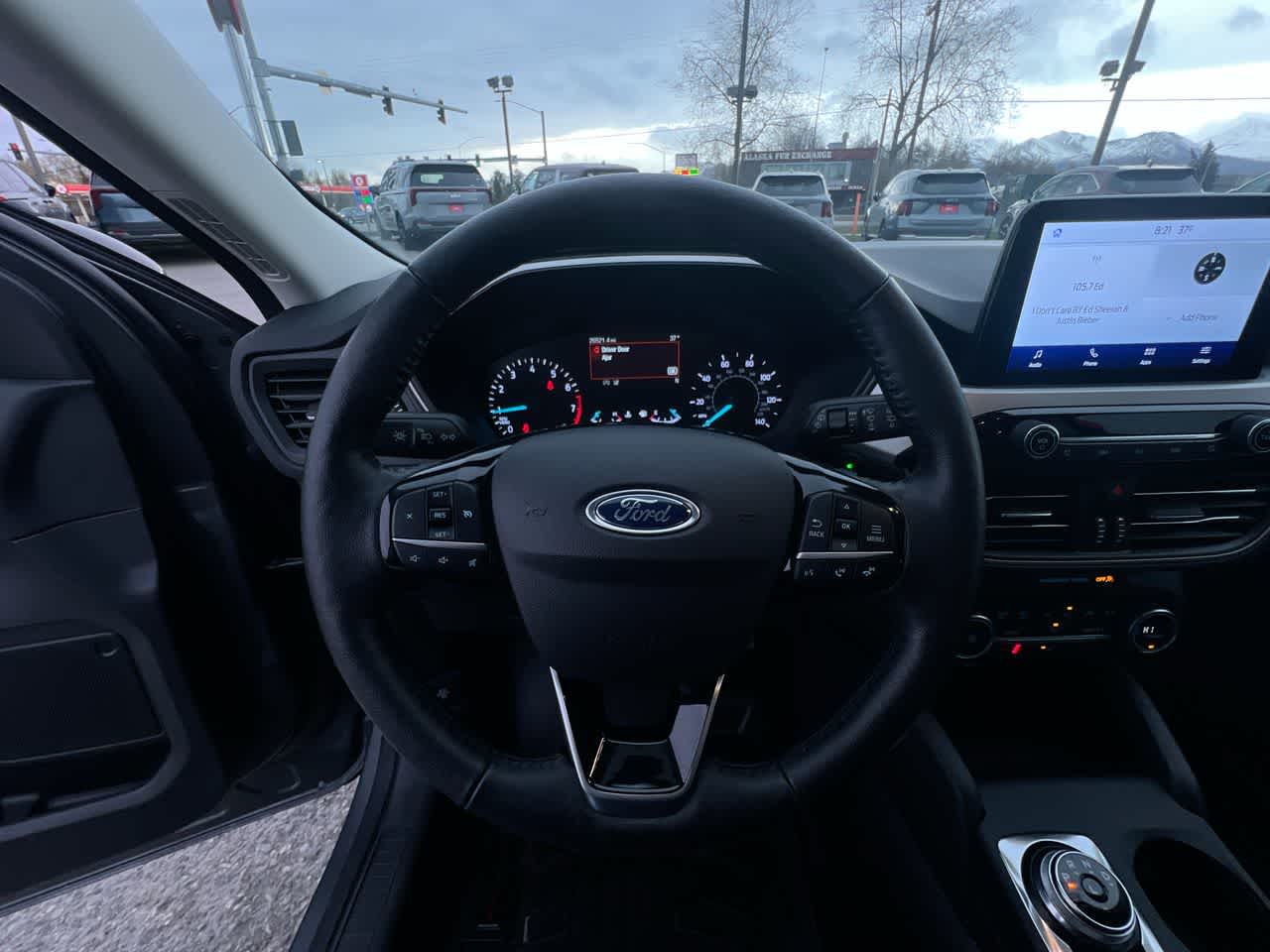 Thumbnail: 2021 Ford Escape - 14