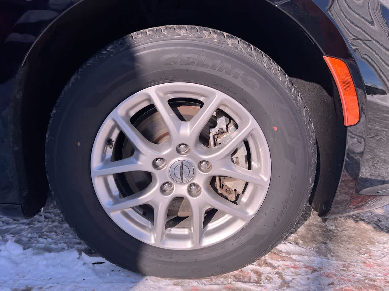 Thumbnail: 2024 Chrysler Pacifica - 10