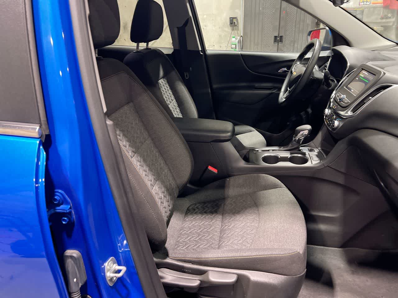 Thumbnail: 2024 Chevrolet Equinox - 28