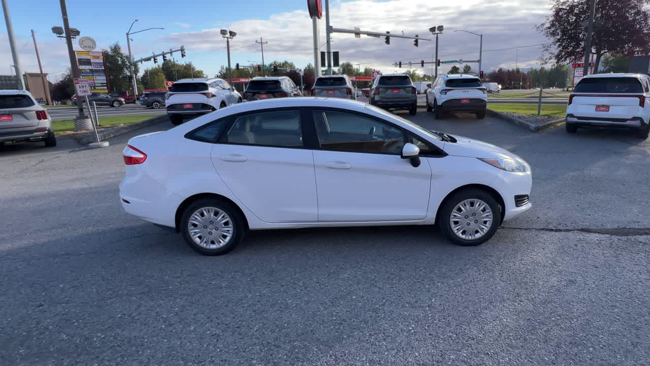 Thumbnail: 2019 Ford Fiesta - 2