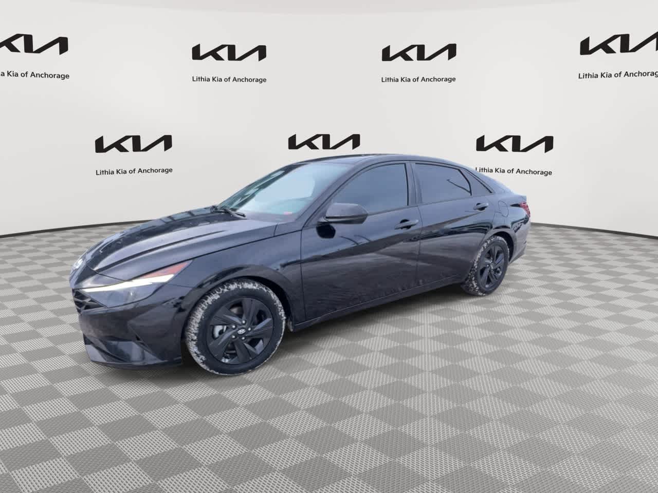 Thumbnail: 2023 Hyundai Elantra - 4