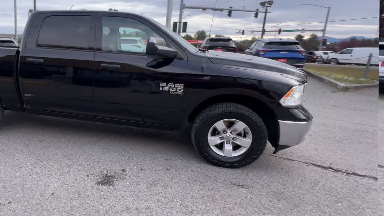 Thumbnail: 2023 RAM 1500 Classic - 9