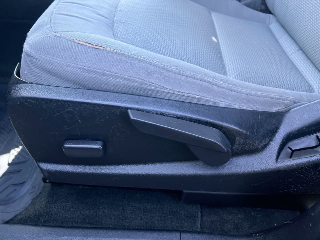Thumbnail: 2016 Chevrolet Colorado - 12