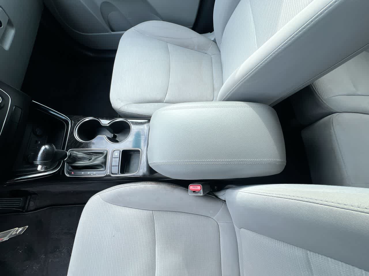 Thumbnail: 2015 Kia Sorento - 21