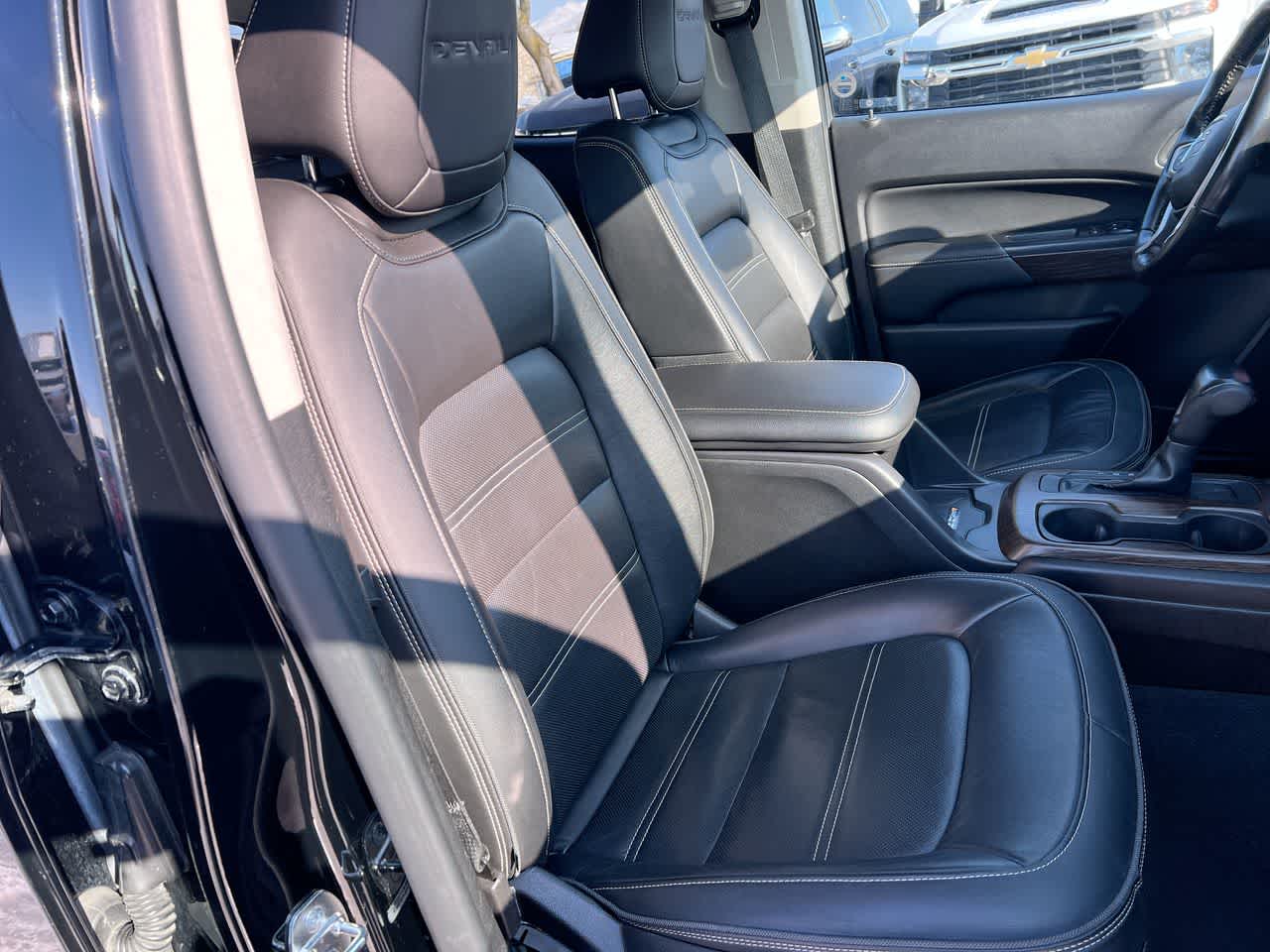 Thumbnail: 2019 GMC Canyon - 28