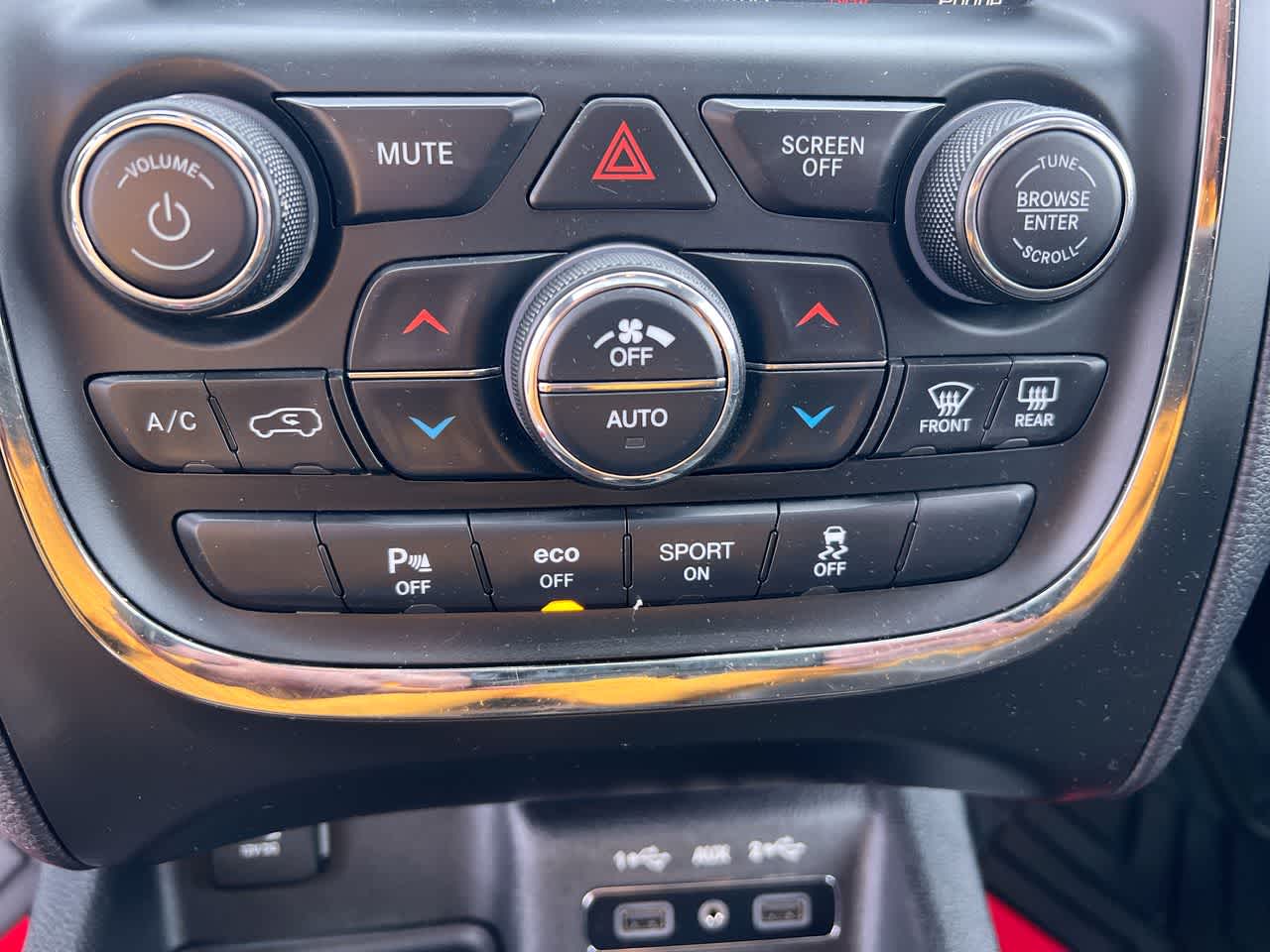 Thumbnail: 2019 Dodge Durango - 19