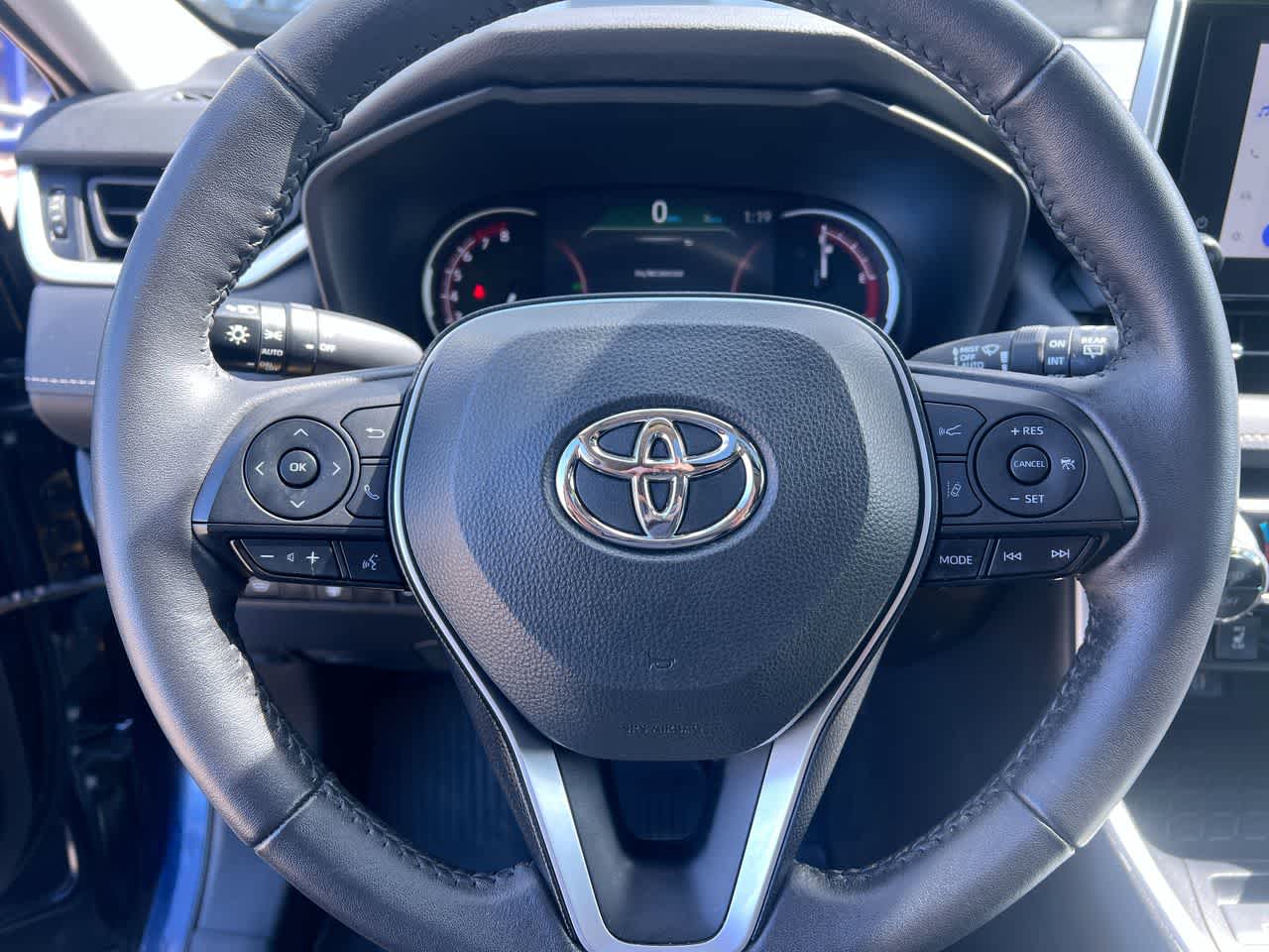 Thumbnail: 2023 Toyota RAV4 - 14