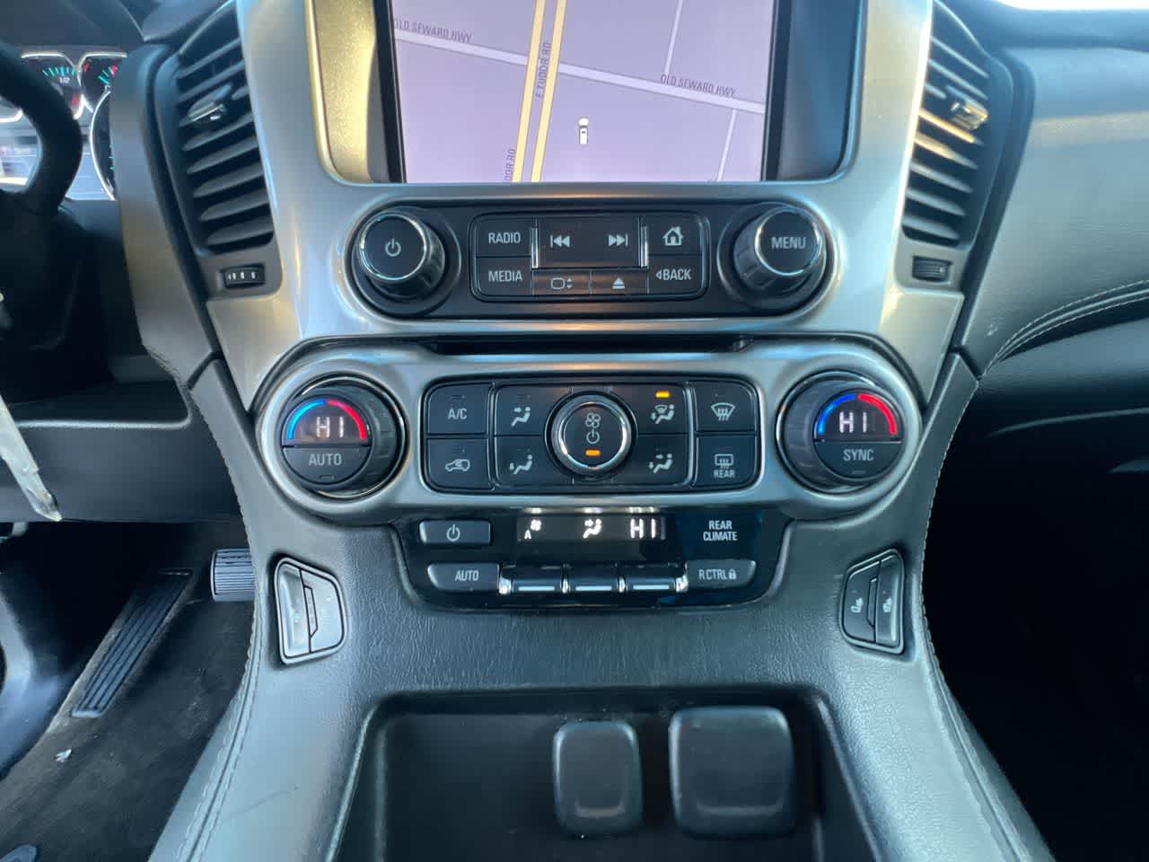 Thumbnail: 2015 Chevrolet Tahoe - 19