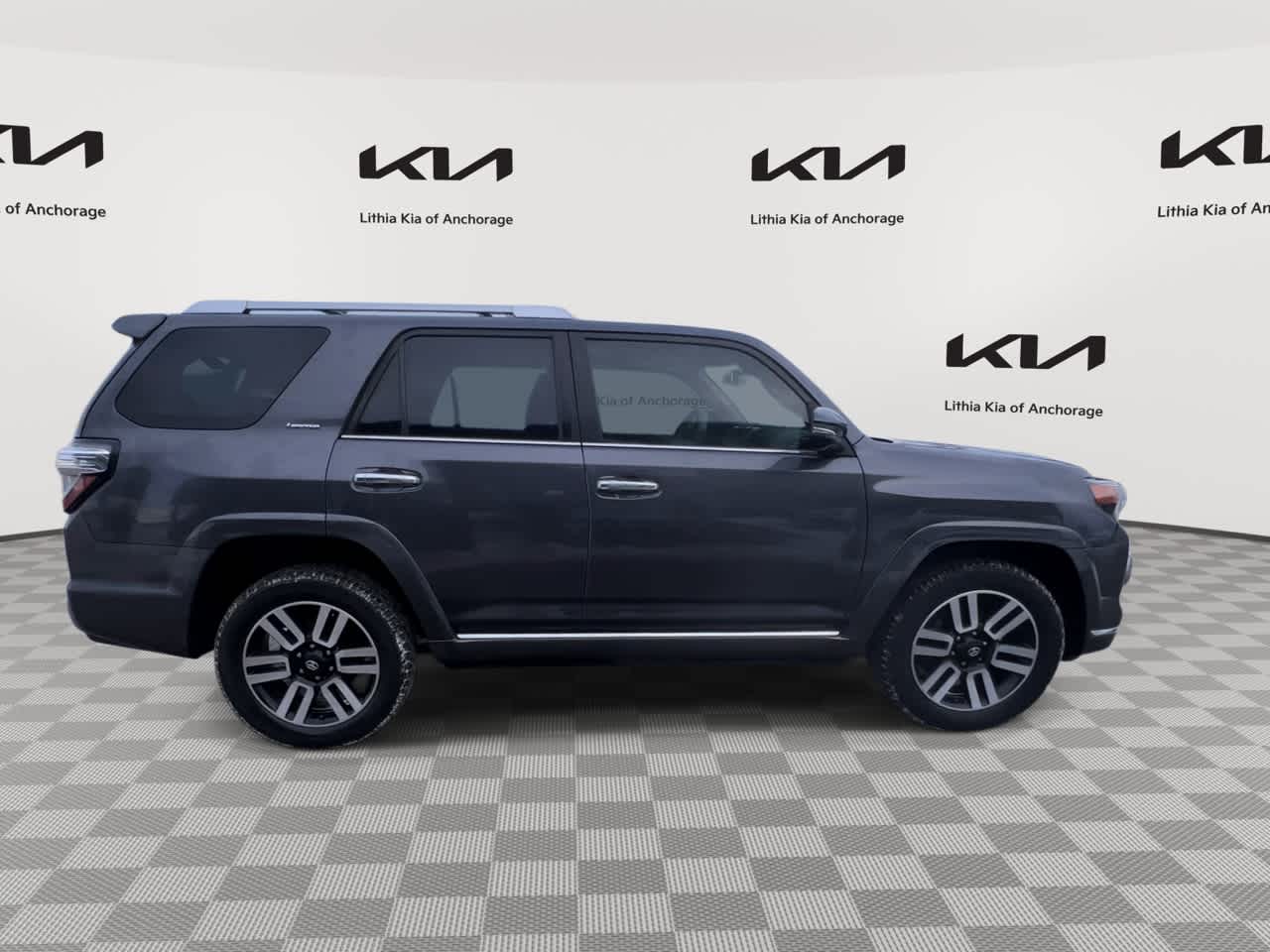 Thumbnail: 2022 Toyota 4Runner - 9