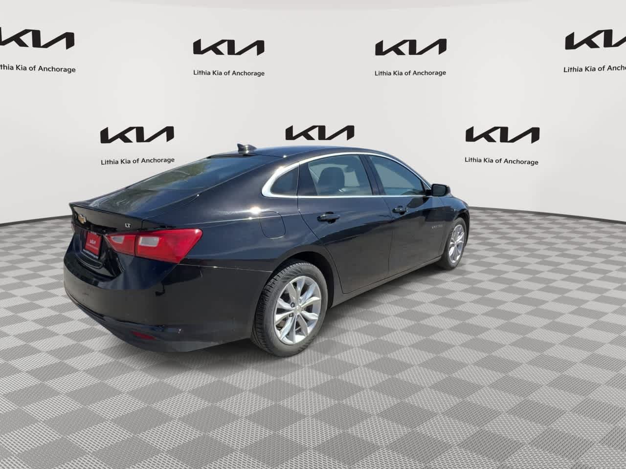 Thumbnail: 2024 Chevrolet Malibu - 9