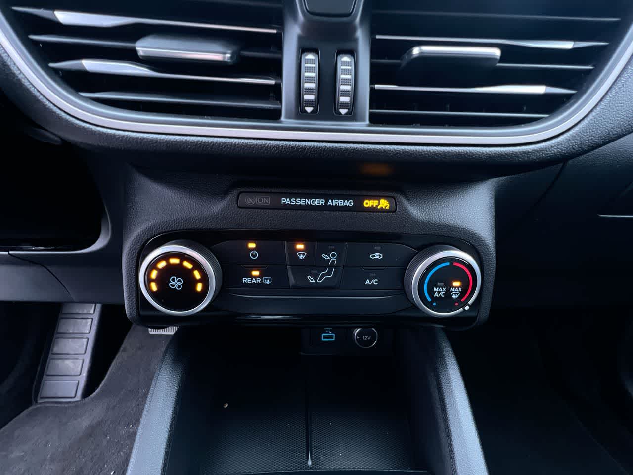 Thumbnail: 2021 Ford Escape - 19